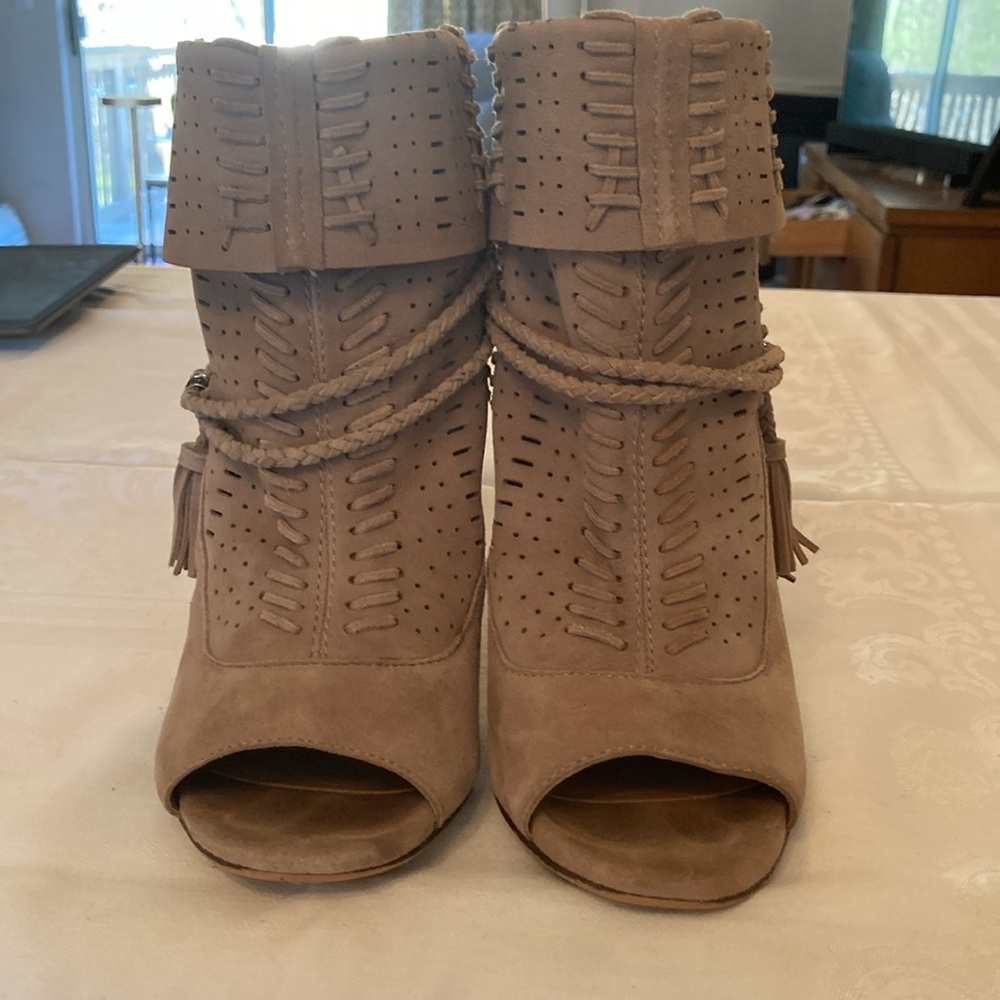 Dolce Vita tan peep toe slouchy booties. Size 8. Unique cut-outs and stitching.